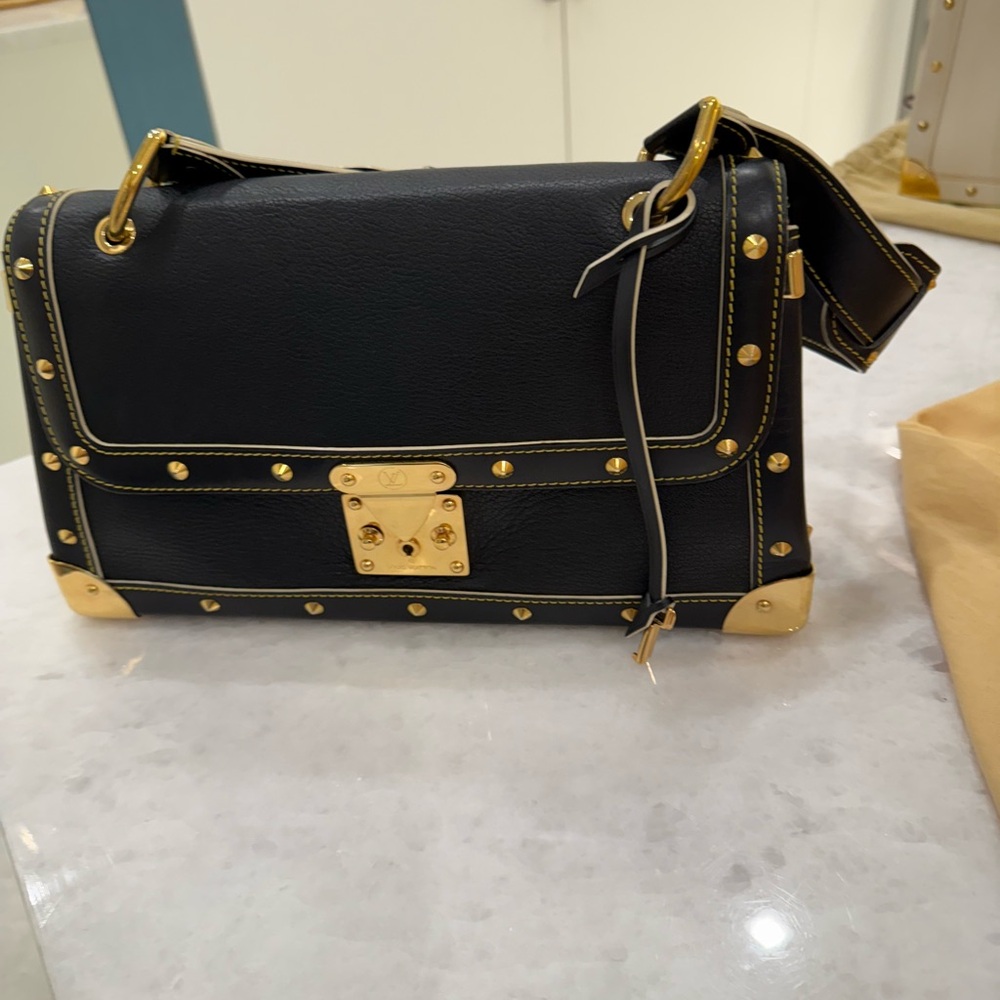 Louis Vuitton pristine condition